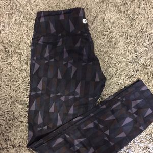 Geometric print wunder under pant